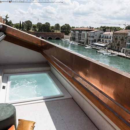 Pavillon Suite & Apartments Peschiera del Garda Extérieur photo