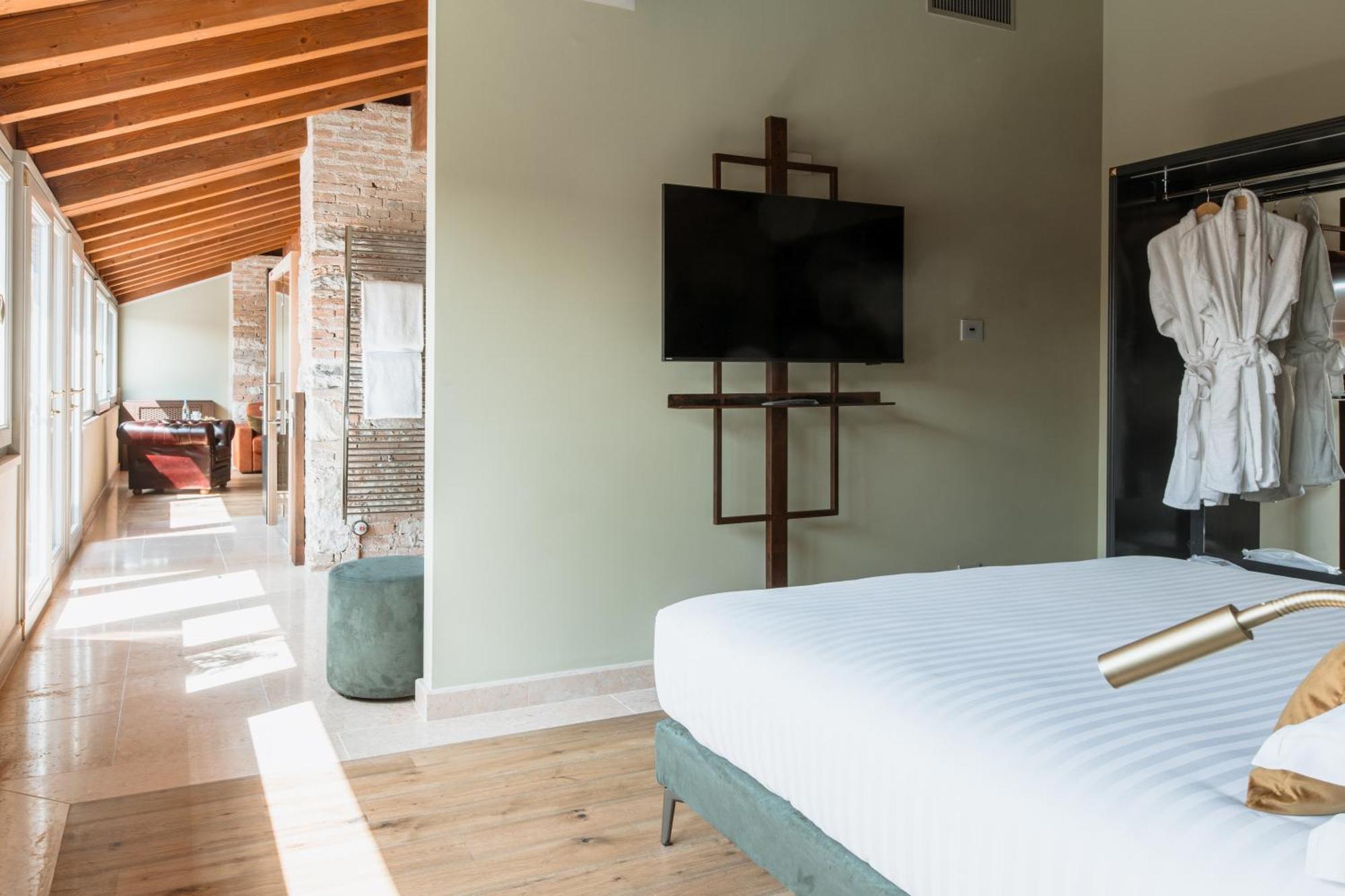 Pavillon Suite & Apartments Peschiera del Garda Extérieur photo