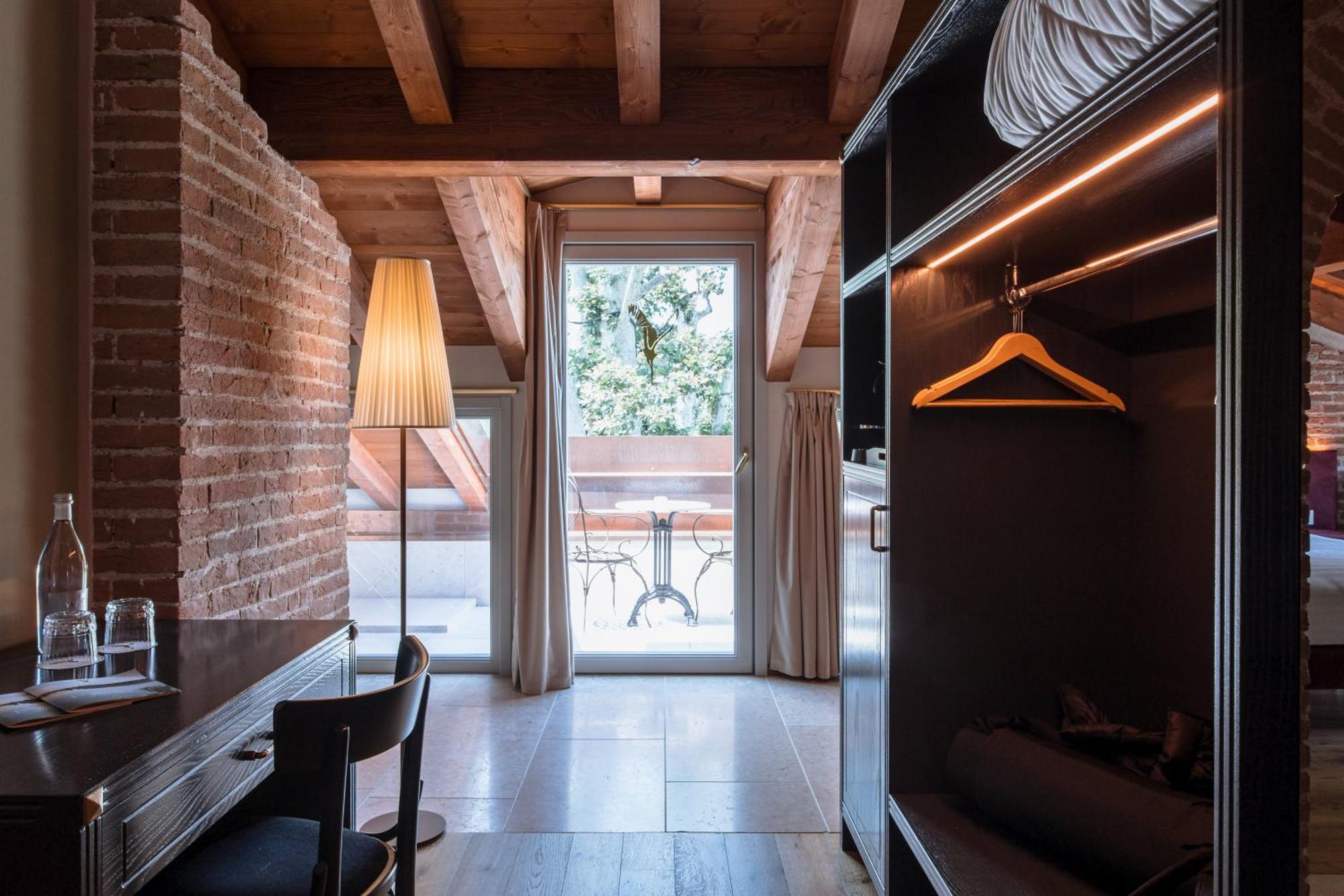 Pavillon Suite & Apartments Peschiera del Garda Extérieur photo