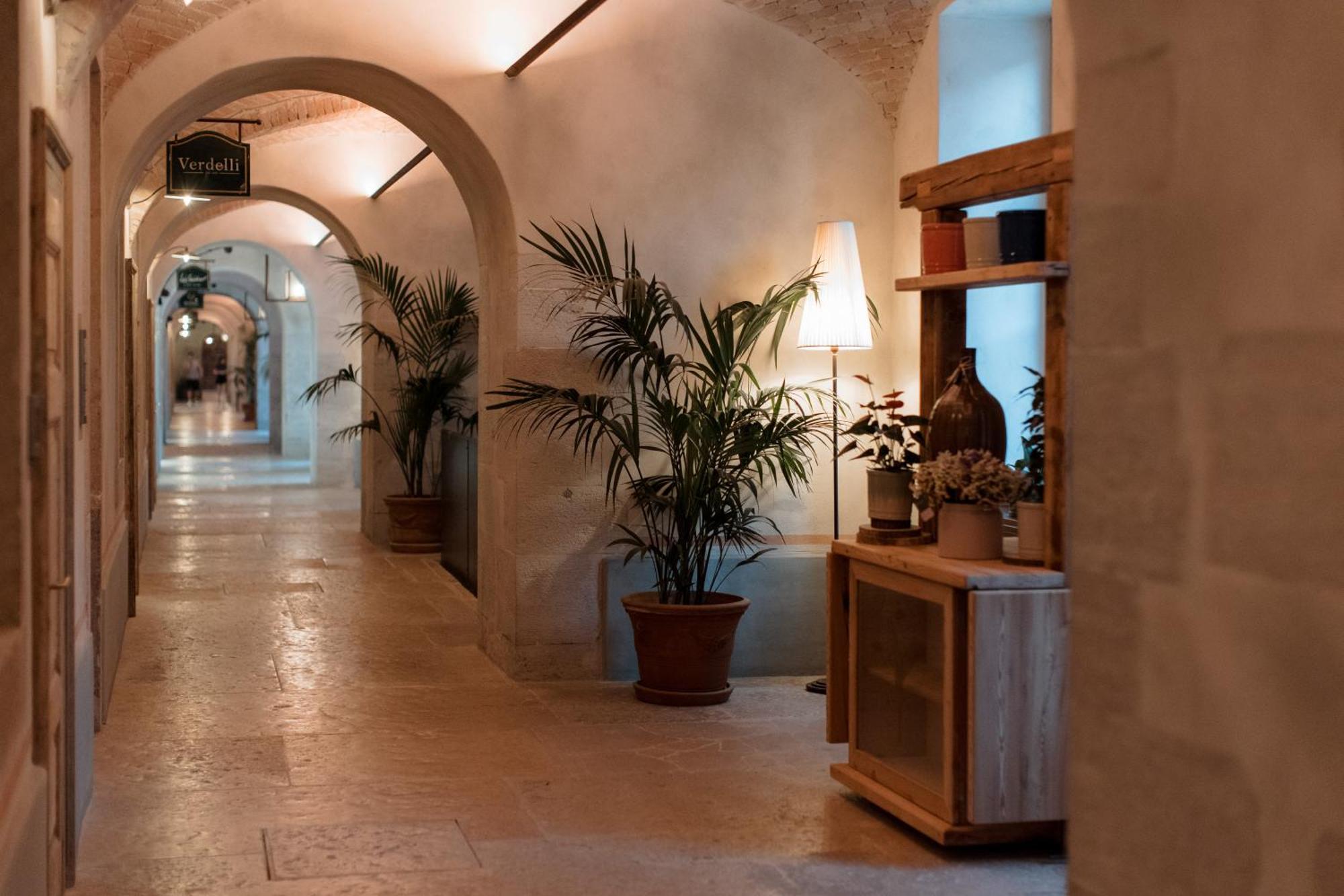 Pavillon Suite & Apartments Peschiera del Garda Extérieur photo