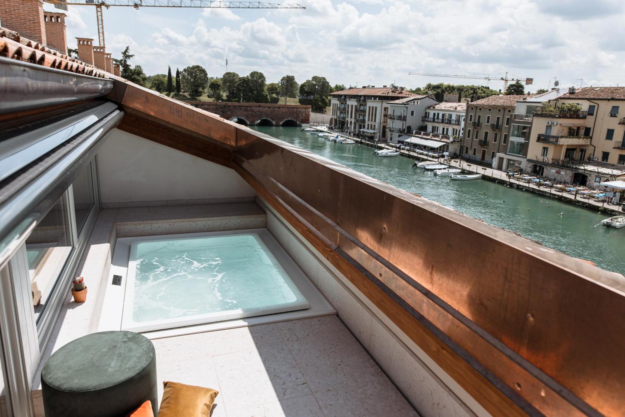 Pavillon Suite & Apartments Peschiera del Garda Extérieur photo